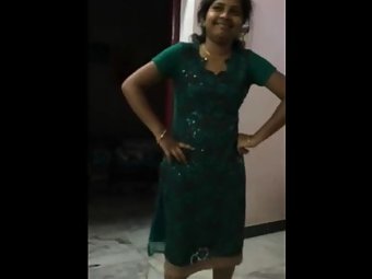 Tamil Amateur Housewife Naked Dancing With Husband