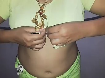 South Indian Housewife Anita Bhabhi Changing Blouse